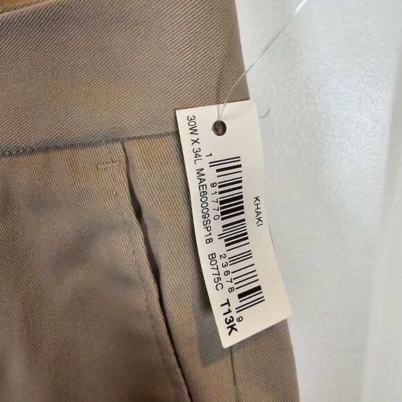 NWT Amazon Essentials Mens Slim Fit Chino 30x34 Khaki Dress Pant NEW NWT - Picture 2 of 6